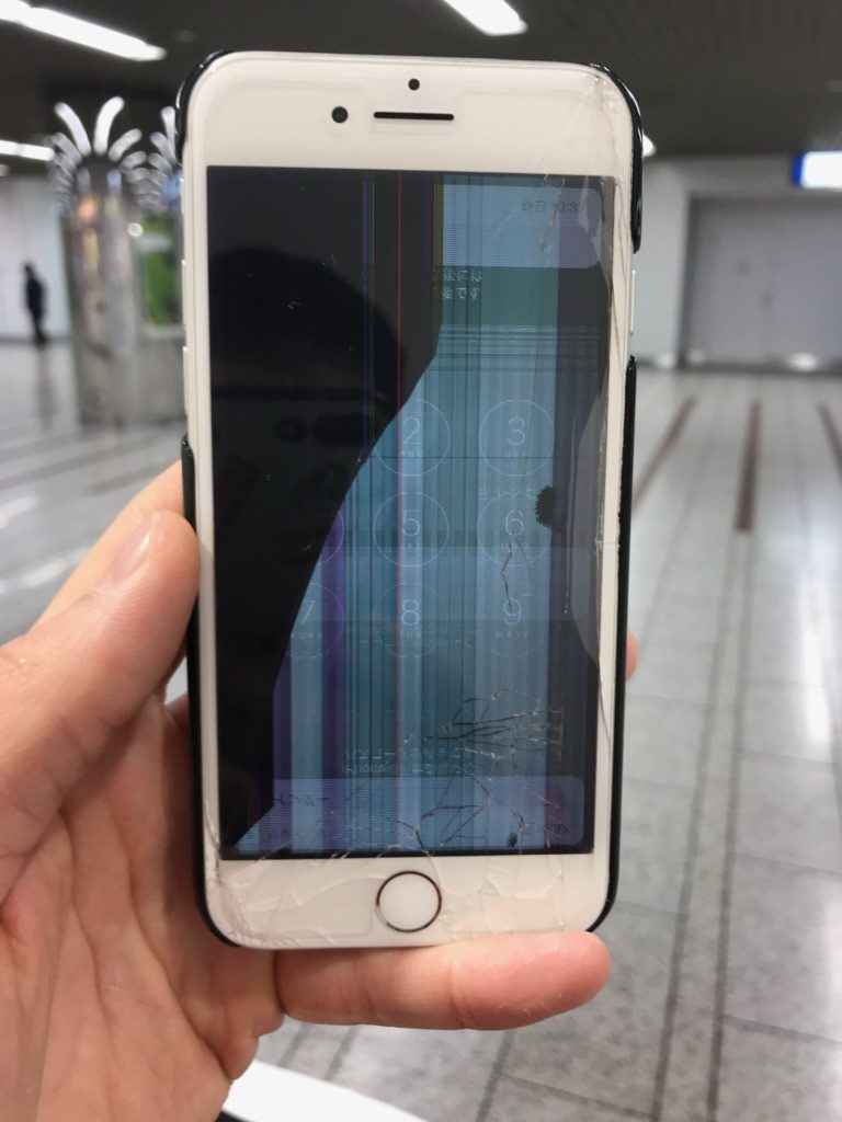 iPhone7　液晶破損画像