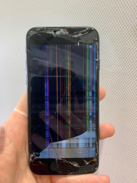 アイフォン6s　液晶崩壊