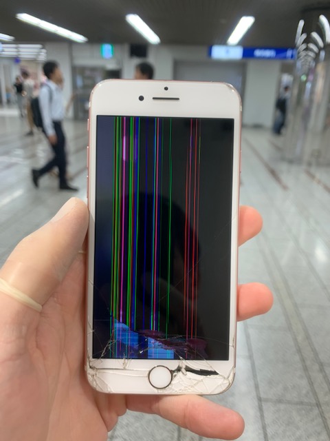 アイフォン7　液晶崩壊