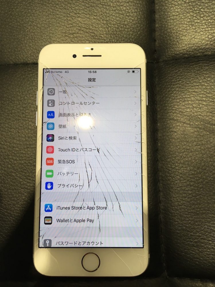 iPhone7 ガラス割れ