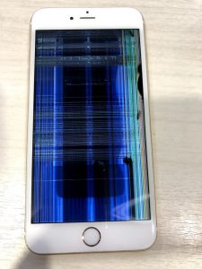 iPhone8　液晶破損