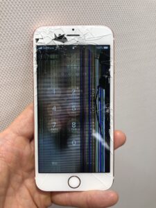 iPhone修理前画像
