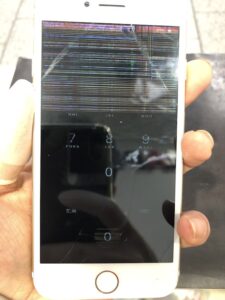 iPhone7修理前画像